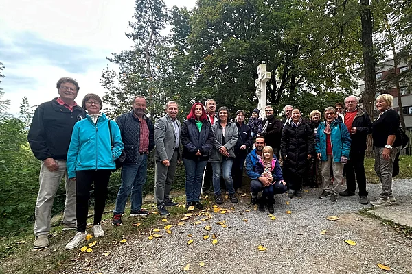 Eröffnung Schritteweg Tut gut Waidhofen an der Thaya beim Weißen Kreuz