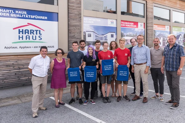 Praktikanten 2019 bei Hartl Haus