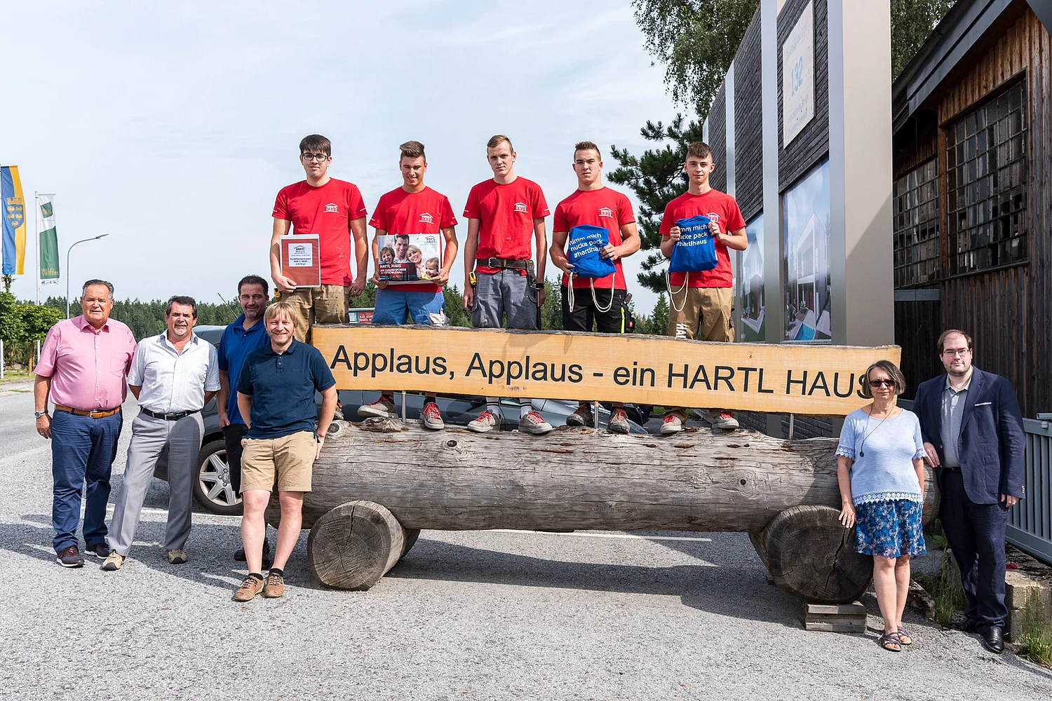 Fünf neue Lehrlinge beginnen ihre Ausbildung bei HARTL HAUS