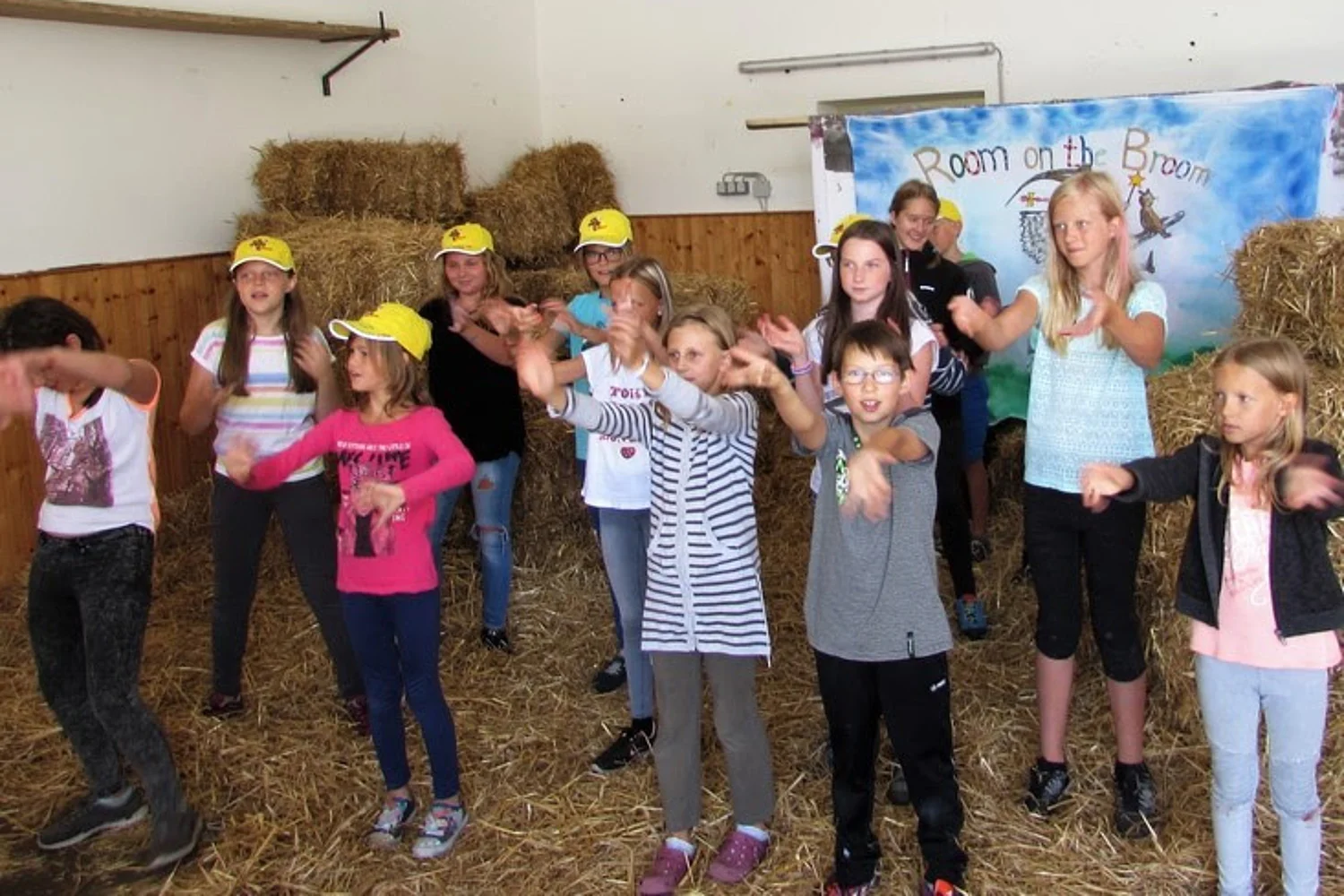 Kinder & Ferien Akademie 2017 in Bad Traunstein zum Thema "Theater & Englisch"