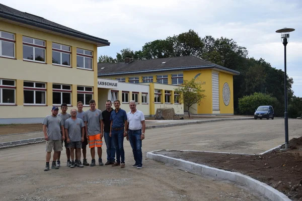Neue Schulauffahrt in Schweiggers wird gebaut